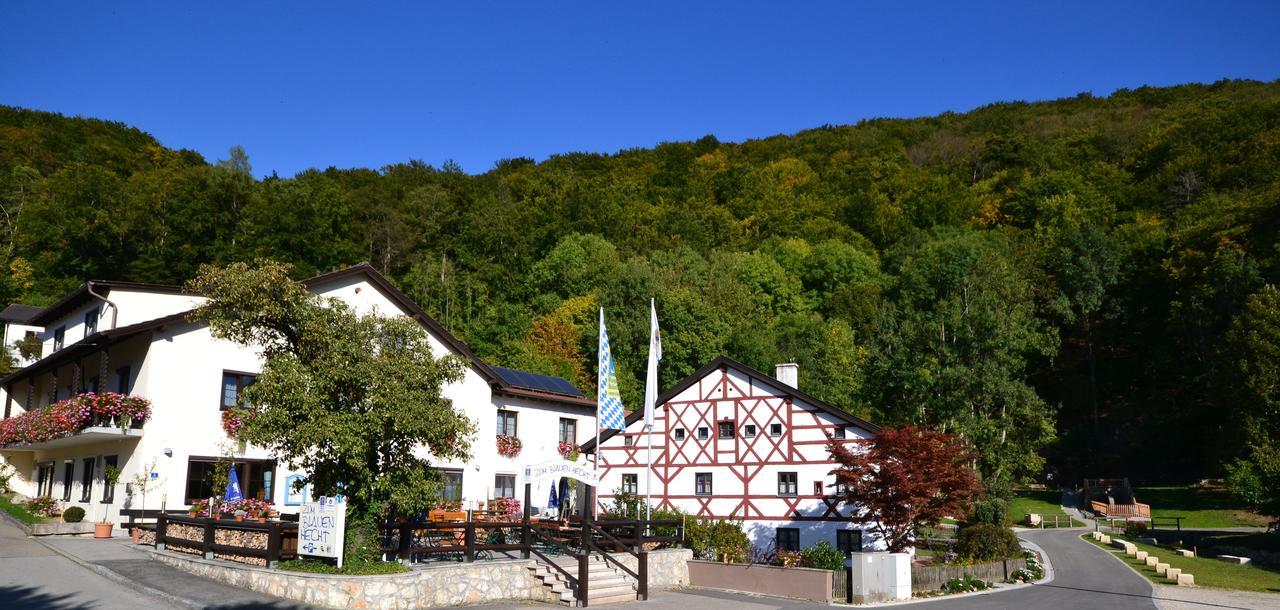 Zum Blauen Hecht 3*